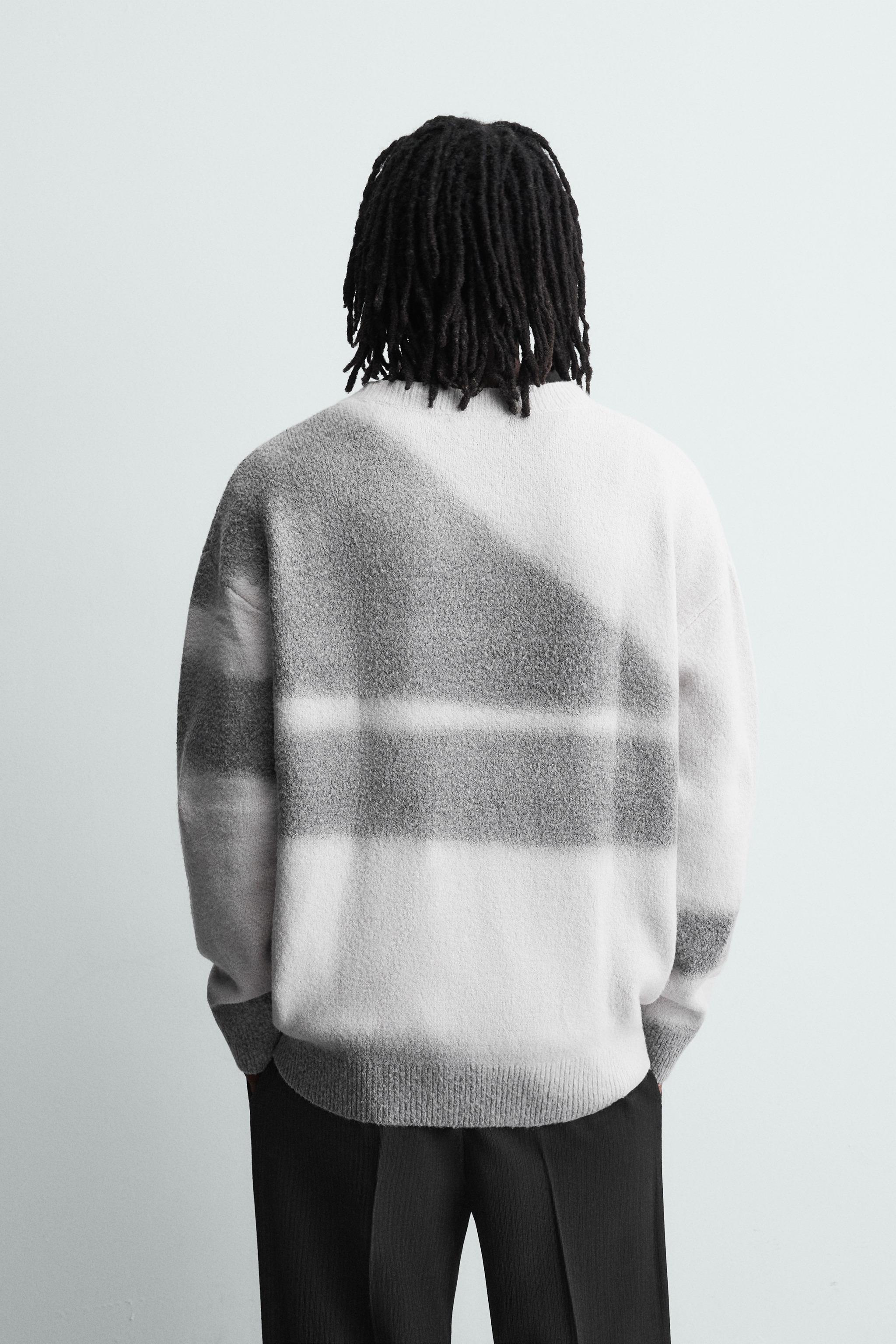 SPRAY EFFECT PRINT JUMPER